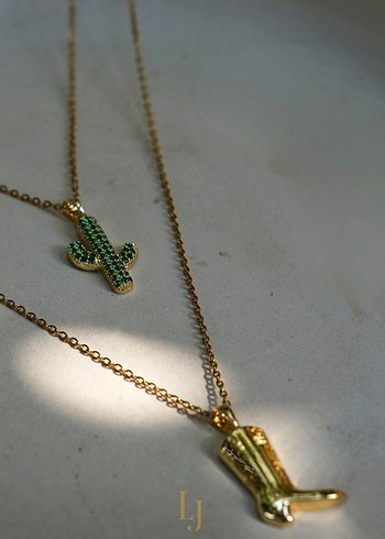 Gold Renk Zincirli Taşlı&Taşsız Kovboy Çizmesi Kolye - Görsel 4