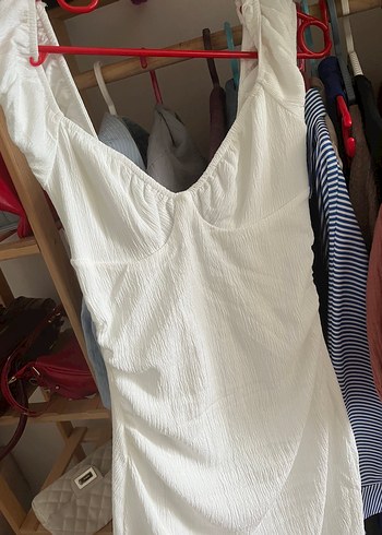 Pull and Bear Beyaz Keten Drapeli Midi Elbise