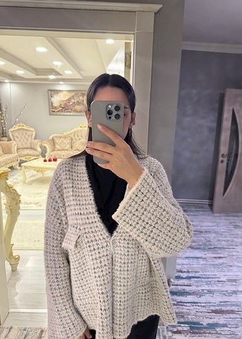 LC Waikiki V Yakalı Örgü Kadın Hırka