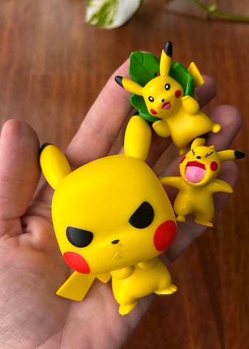 Pokemın Pikachu Figürleri