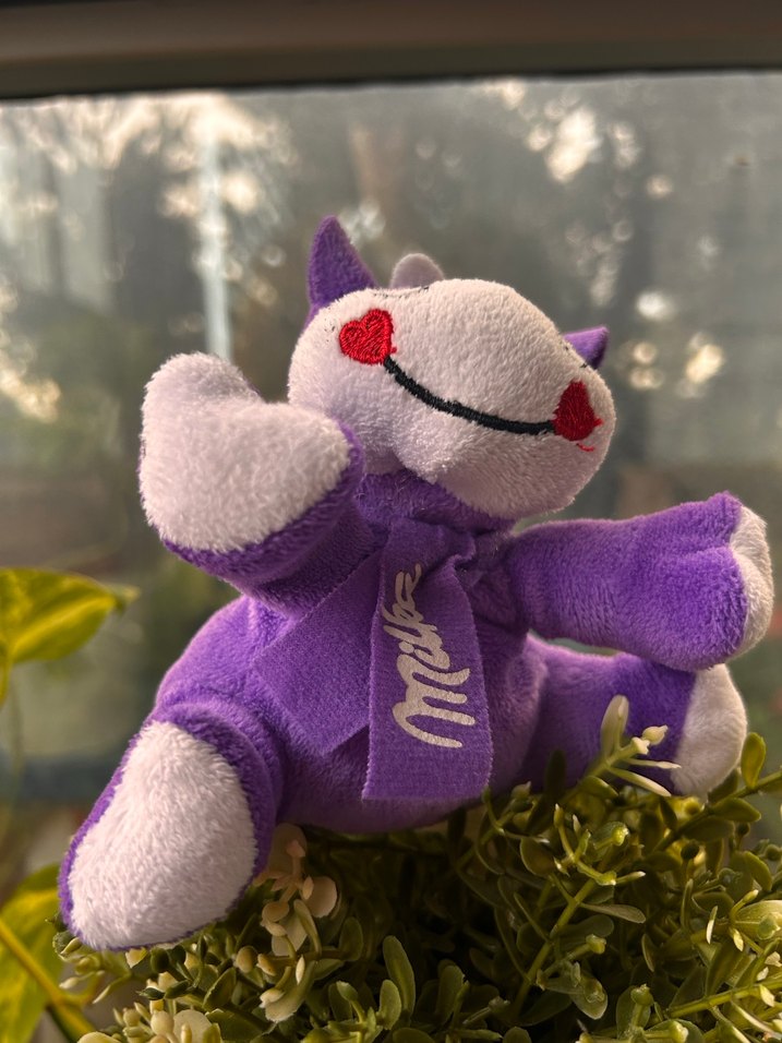 Milka Mor Peluş İnek Oyuncak - Görsel 3