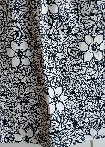 Beyaz siyah Çiçek Desenli elbise - Görsel 3