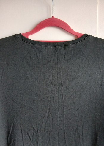 Dantel Detaylı koyu gri renkte elbise - Görsel 5