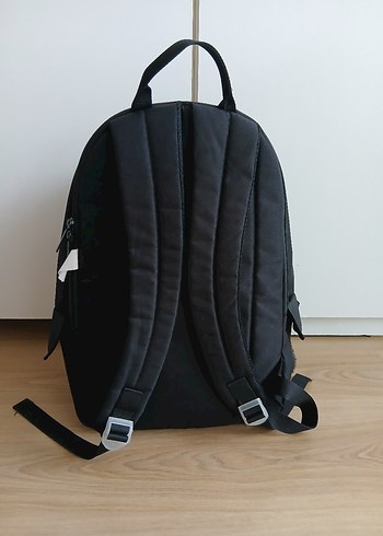 Benetton Siyah Kadın Sırt Çantası - Görsel 2