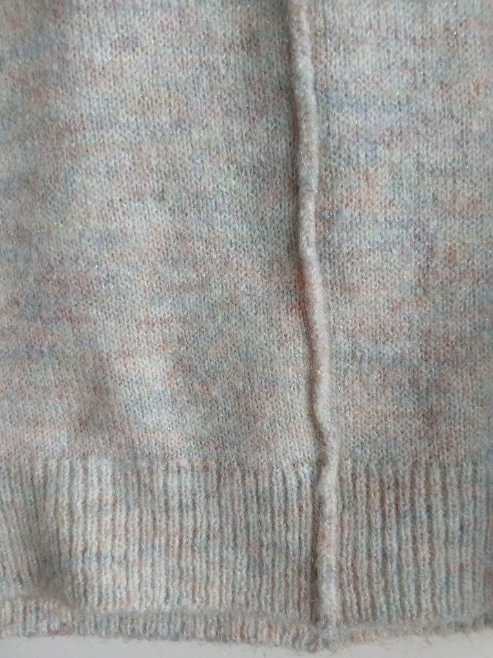 V Yaka Örgü Kadın Kazak - Görsel 3