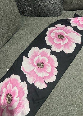 Pembe Çiçek Desenli Kadın Fular - Görsel 2