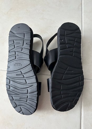 Erkek Siyah Tokalı Blok Topuklu Sandalet - Görsel 3