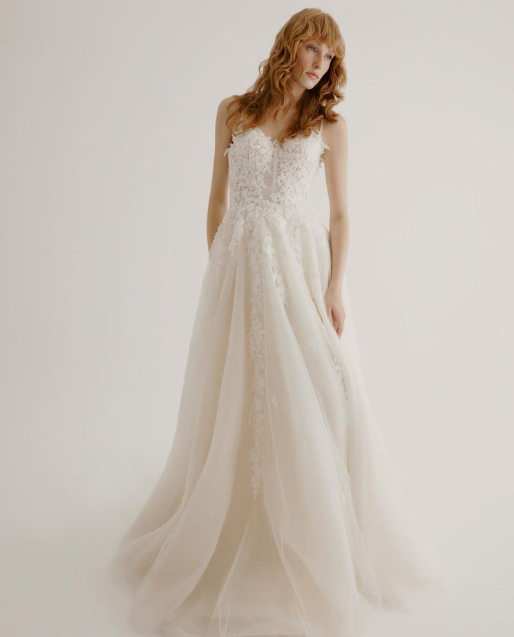 milano Vento İtalyan Askılı Uzun A Kesim Gelinlik - Görsel 2