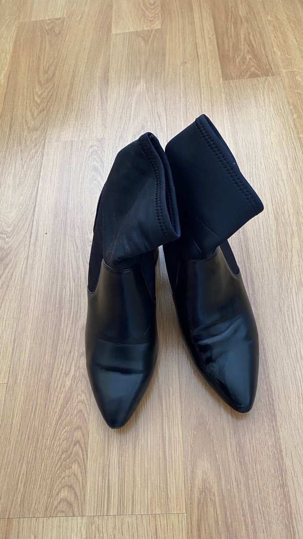 Siyah Lastikli Blok Topuklu Kadın Bot - Görsel 3