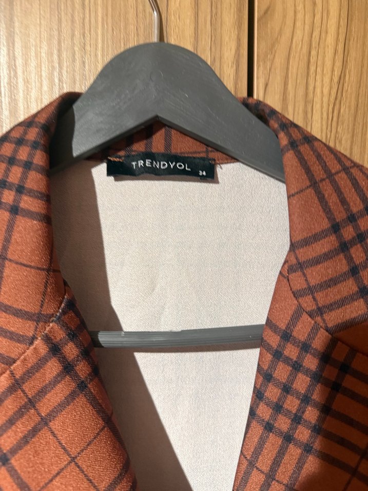 Kahverengi Ekose Desenli Kemerli Kadın Elbise - Görsel 4