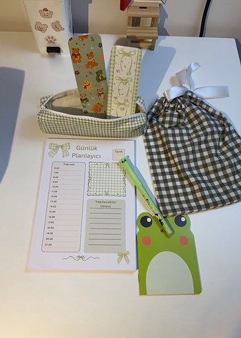 Ekoseli kese kalemlik kalem ayraç ve Planlayıcı Seti - Görsel 3