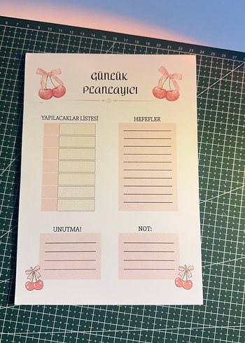 Kiraz desenli a5 günlük planlayıcı defter