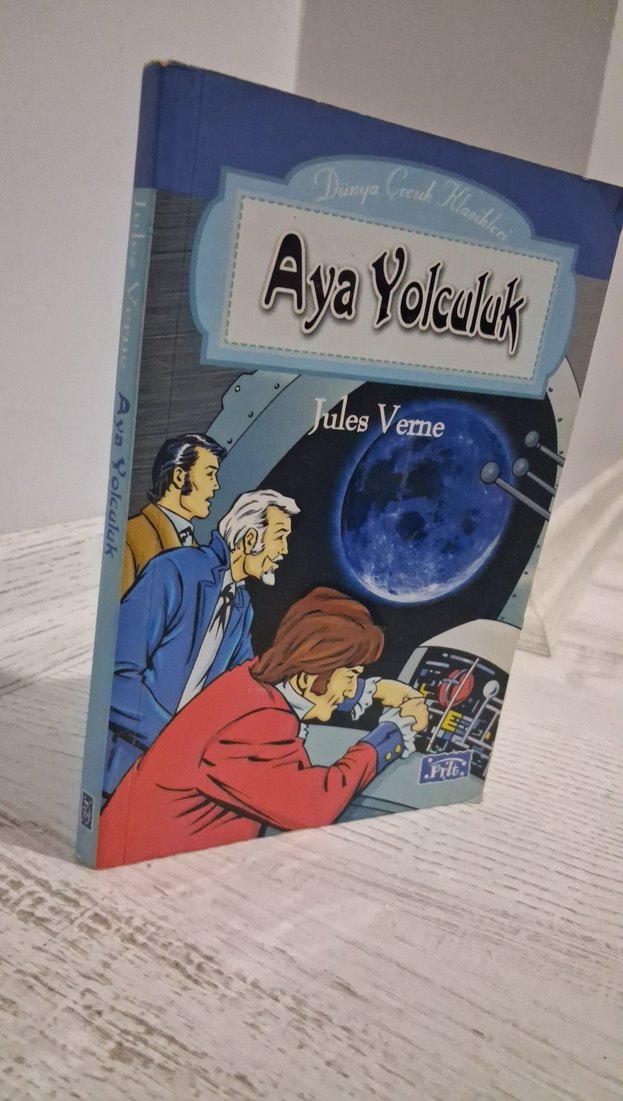 Aya Yolculuk - Jules Verne Çizgi Roman - Görsel 4
