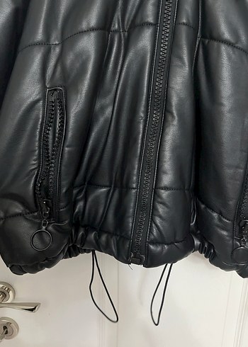 Siyah Deri Fermuarlı Kadın Ceket - Görsel 2