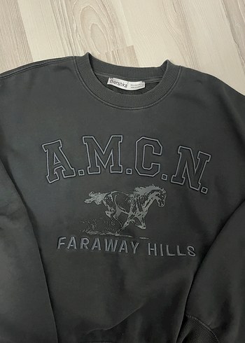 Siyah Kadın Peluş Sweatshirt A.M.C.N. Baskılı - Görsel 3
