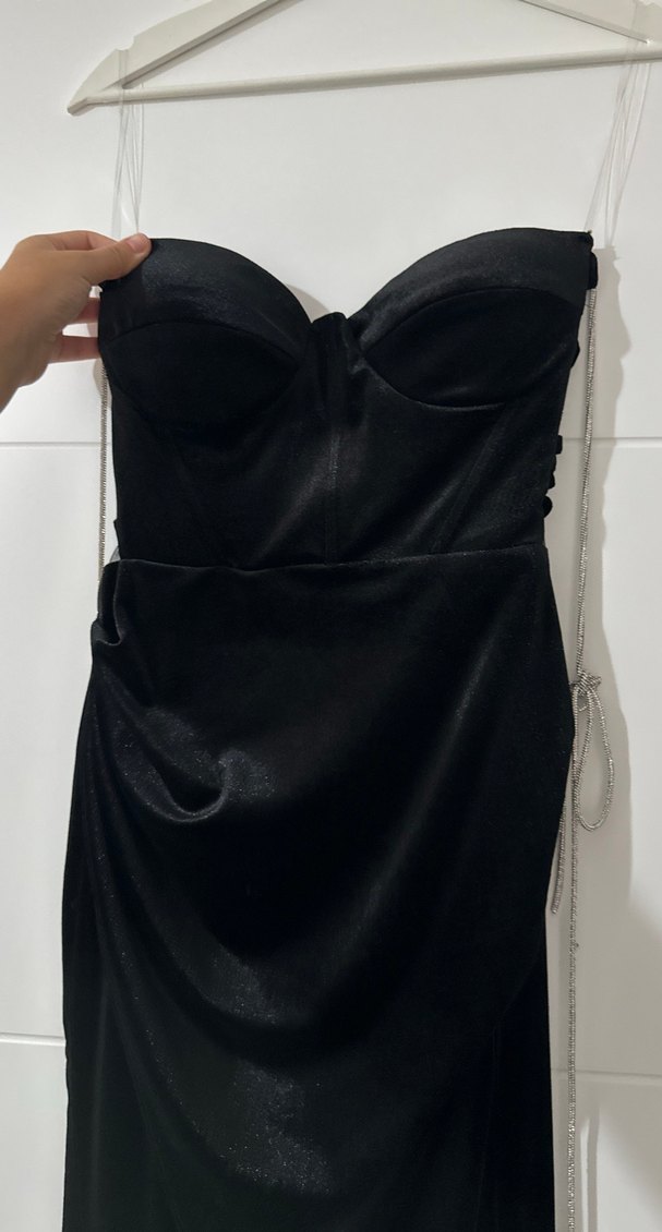 Siyah Uzun Drapeli Straplez Abiye Elbise - Görsel 3