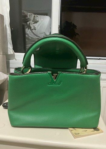 Louis Vuitton Parlak Yeşil Deri Kadın Çanta