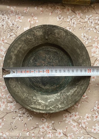 Ermeni damgalı ve işlemeli bakır kaymak tabağı - Görsel 6