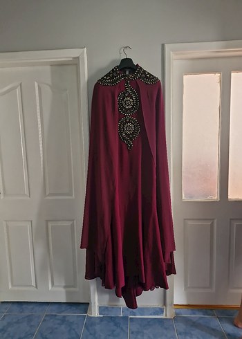 Bordo Uzun Kollu Nakışlı Abiye Elbise SIFIR 42 beden - Görsel 2