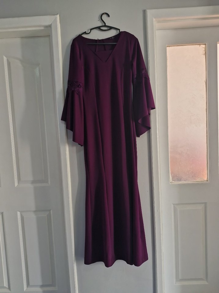 Dantelli V Yakalı Mor Midi Elbise Sıfır 42 beden - Görsel 2