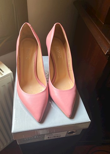 Hotiç Tertemiz Pembe Stiletto - Görsel 2
