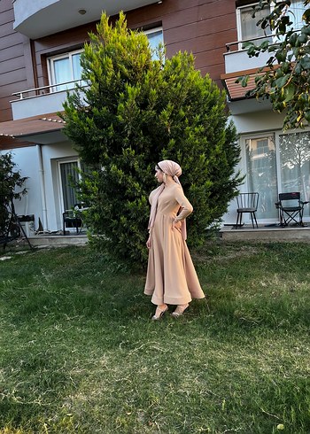 Abiye Bej Renk Drapeli taşlı Uzun Elbise