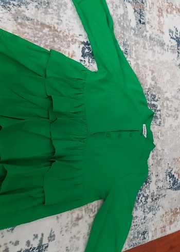 Trendyol & Milla Yeşil Uzun Kollu Volanlı Hamile Tunik