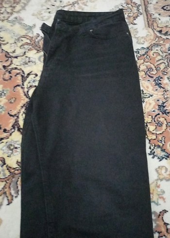 Trendyol & Milla Kadın Siyah Bol Kesim Midi Kot Pantolon
