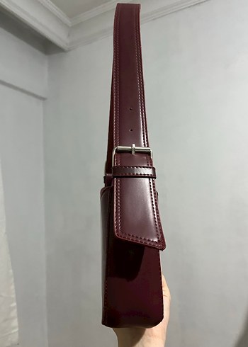Zara Bordo Deri Tokalı Kadın Çanta