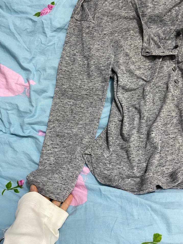 Gri Düğmeli bluz - Görsel 4