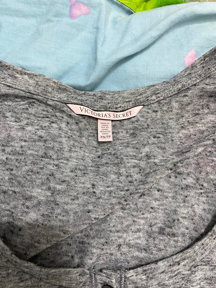 Gri Düğmeli bluz - Görsel 2