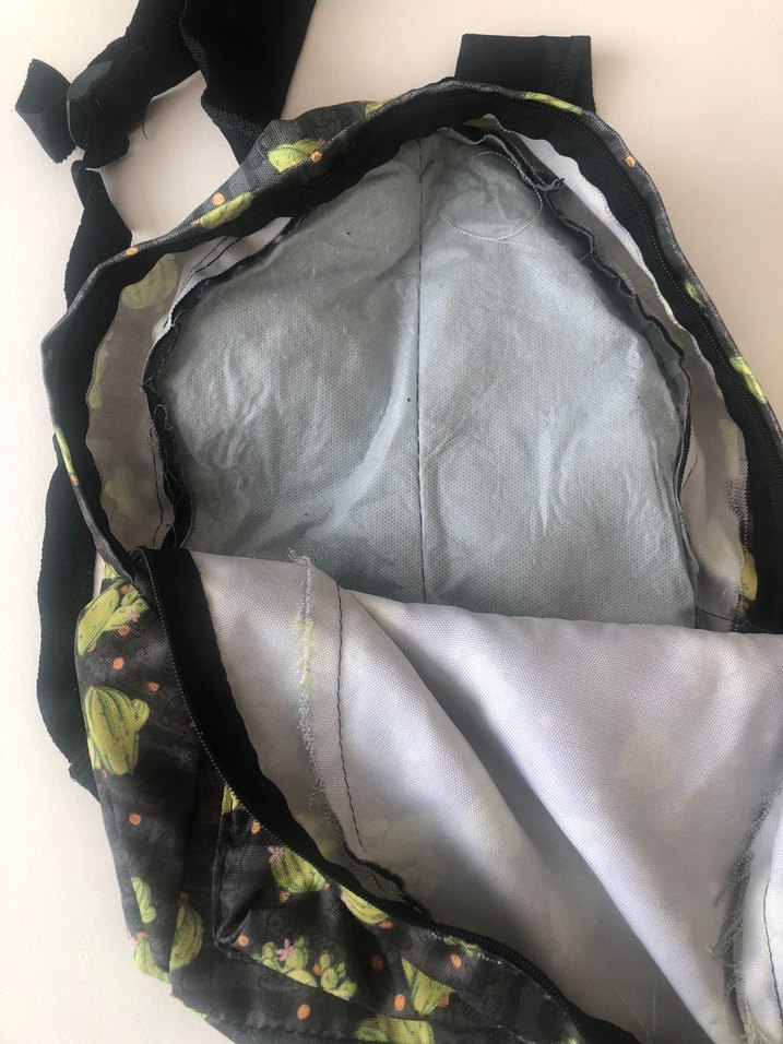 Yeşil Baskılı Okul Çantası - Görsel 3