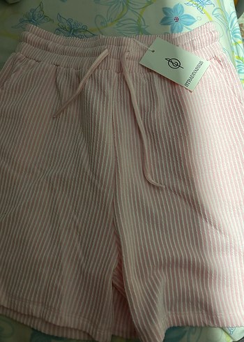 Stradivarius pembe şort - Görsel 2