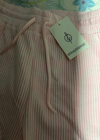 Stradivarius pembe şort - Görsel 3