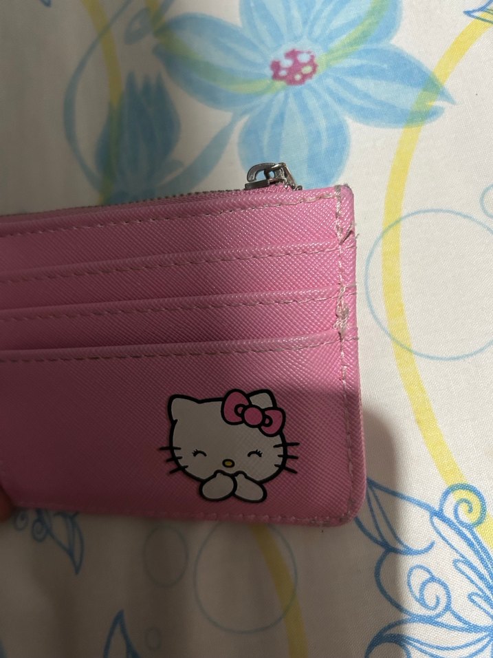 Bershka Hello Kitty Baskılı Pembe Kadın Kartlık - Görsel 2