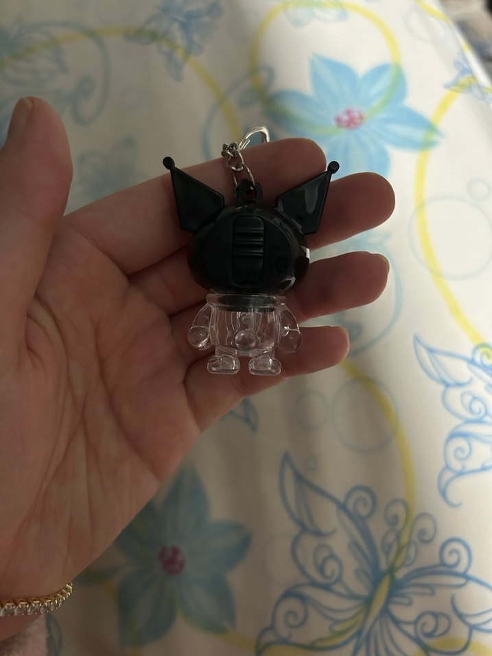 Kuromi ışıklı anahtarlık - Görsel 3