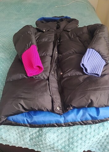 fermuar ve çıtçıtli ,kapüşonlu. - Görsel 2