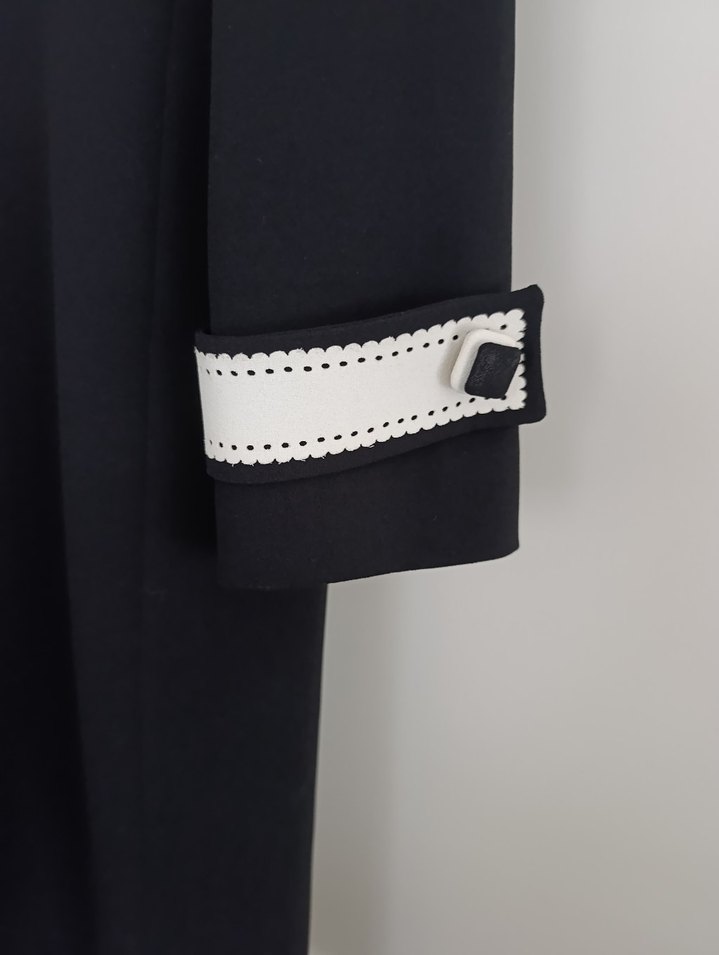 Düğmeli Siyah Klasik Uzun Kadın ceket - Görsel 3