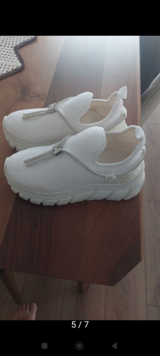 Kadın Beyaz Dolgu Topuklu aksesuarlı Spor Ayakkabı - Görsel 2