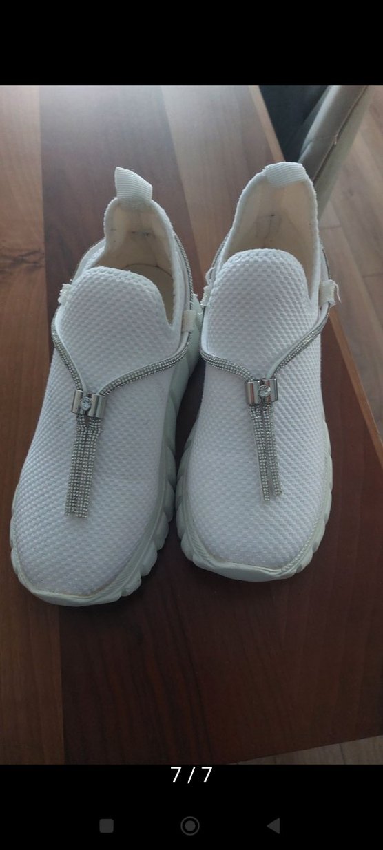 Kadın Beyaz Dolgu Topuklu aksesuarlı Spor Ayakkabı - Görsel 4