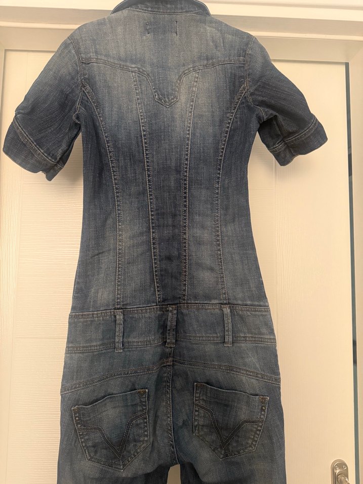 Metal Düğmeli Kadın Kot Pantolon - Görsel 3