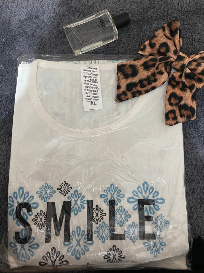 Beyaz Kısa Kollu Rahat Pijama Takımı - Görsel 2