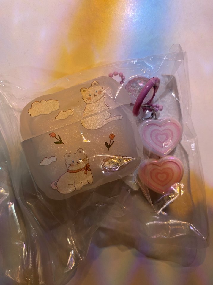 Pastel Renkli Kedi Desenli Airpods Kılıfı - Görsel 3