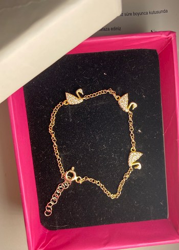 Gold renk kuğu detay gümüş bileklik - Görsel 3