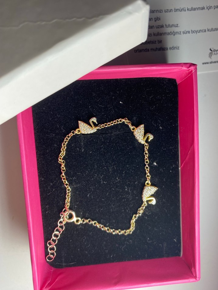 Gold renk kuğu detay gümüş bileklik - Görsel 5