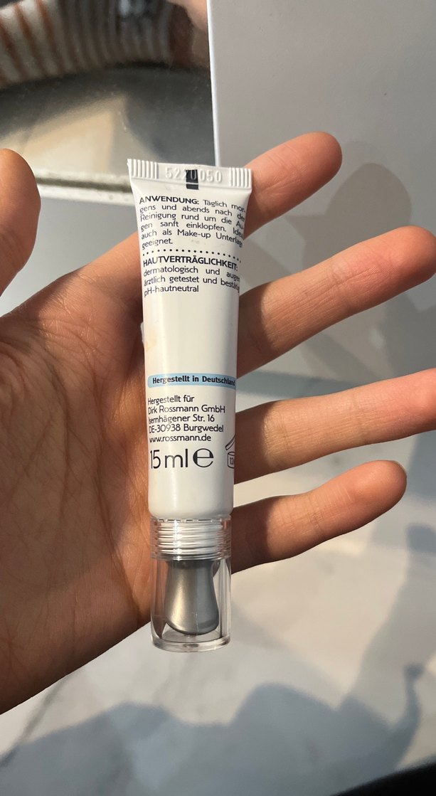 Isana Hyaluron Yoğun Göz Kremi - Görsel 3