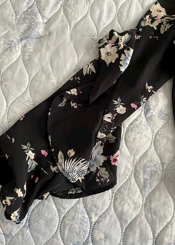 Trendyol & Milla Çiçek Desenli Bohem Uzun Kollu Kimono