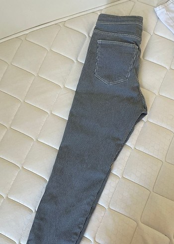 Bershka Düğmeli Çizgili Erkek Kot Pantolon