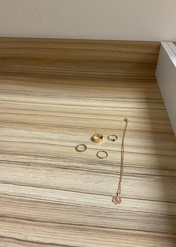 Kadın Altın Zincir Detaylı Takı Seti