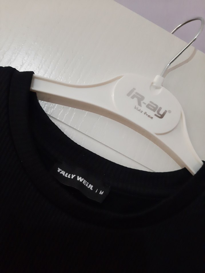 Siyah Kısa Kollu Beli Açık Elbise - Görsel 3